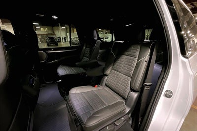 2027 Cadillac Escalade Platinum Luxury