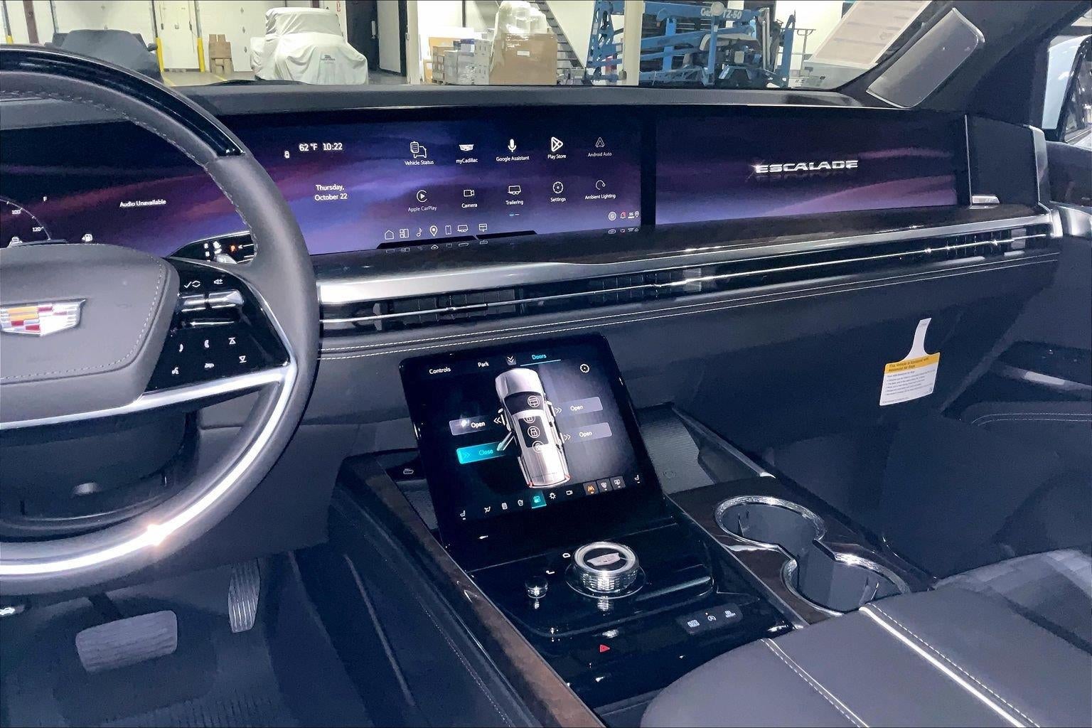 2027 Cadillac Escalade Platinum Luxury