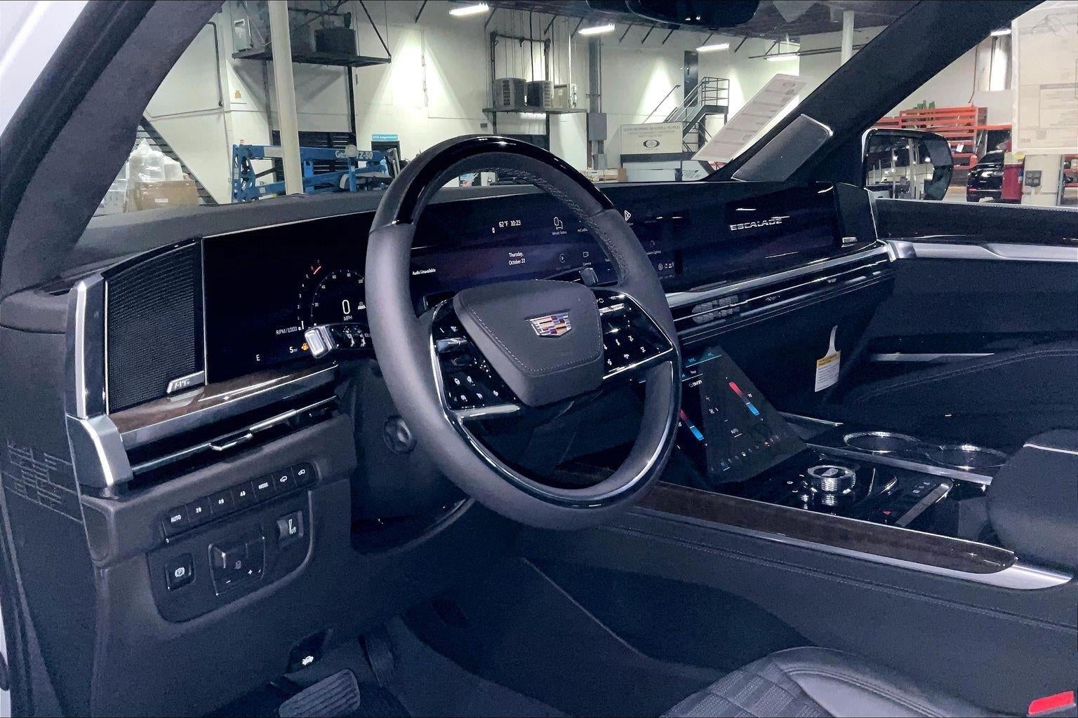 2027 Cadillac Escalade Platinum Luxury
