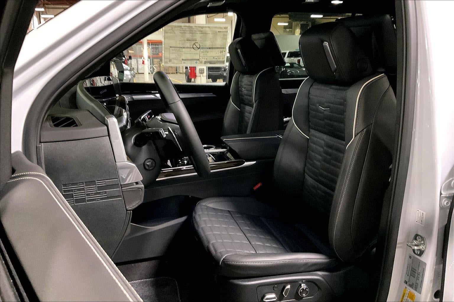 2027 Cadillac Escalade Platinum Sport