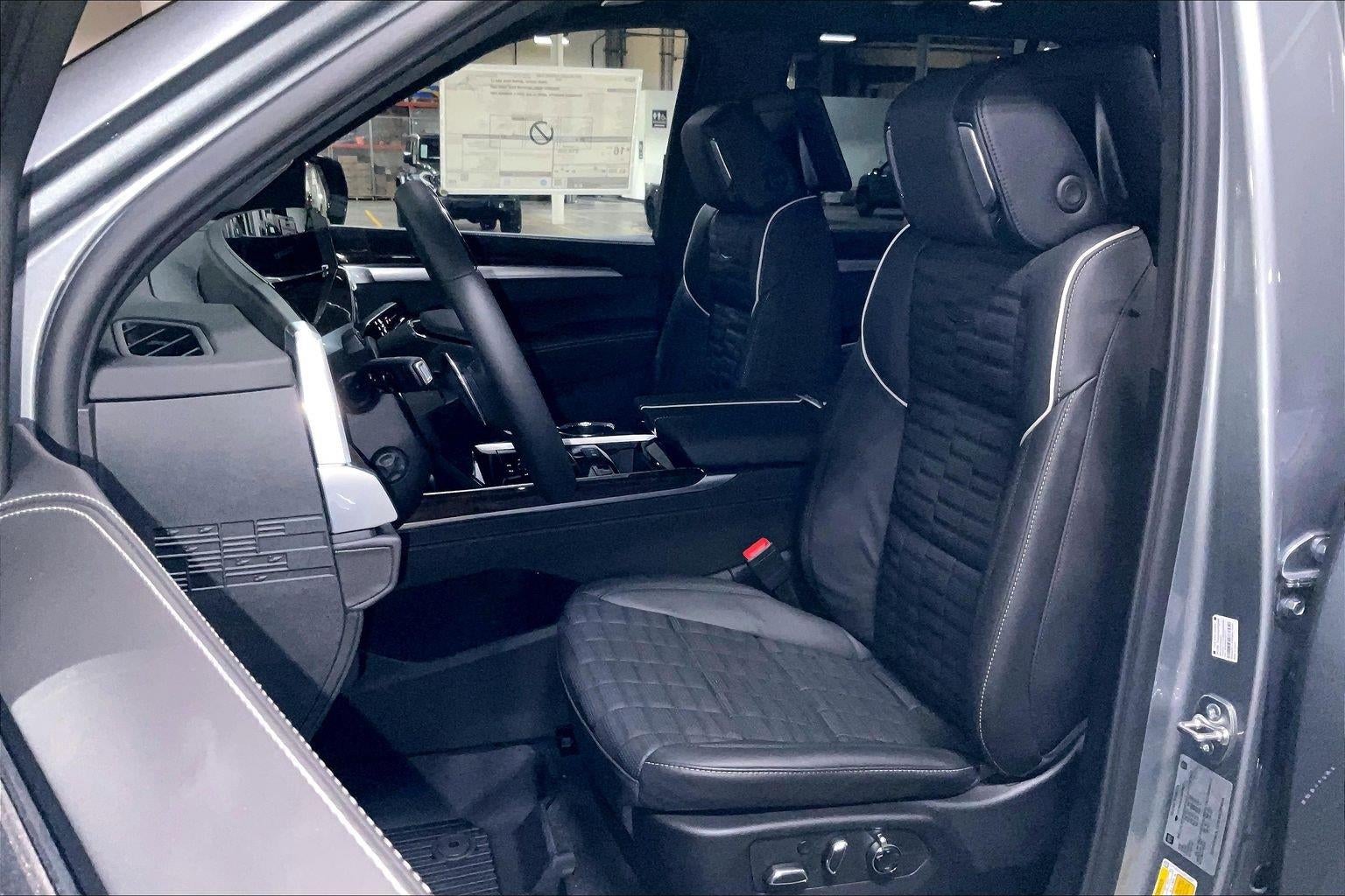 2027 Cadillac Escalade Platinum Sport
