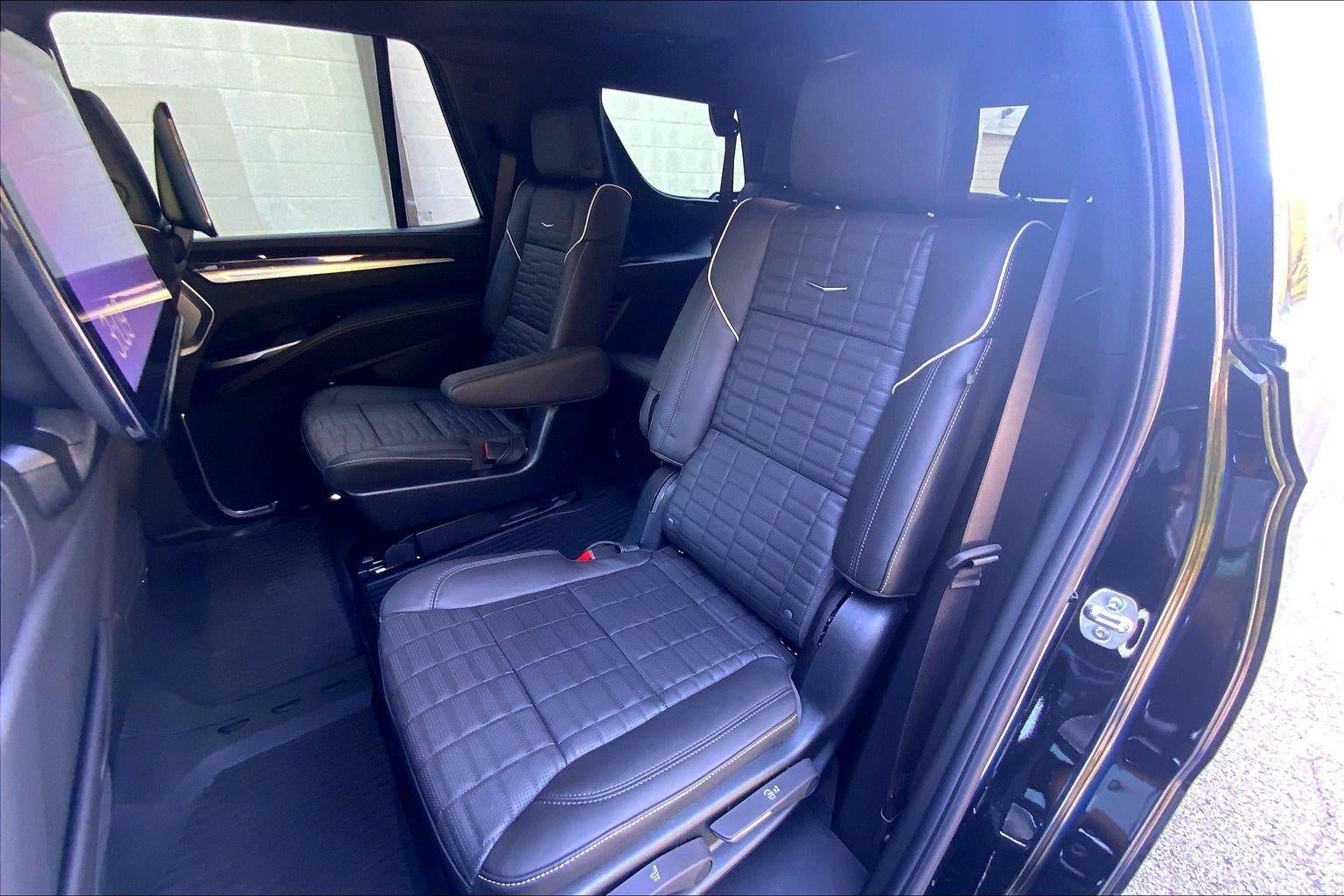 2027 Cadillac Escalade Platinum Sport