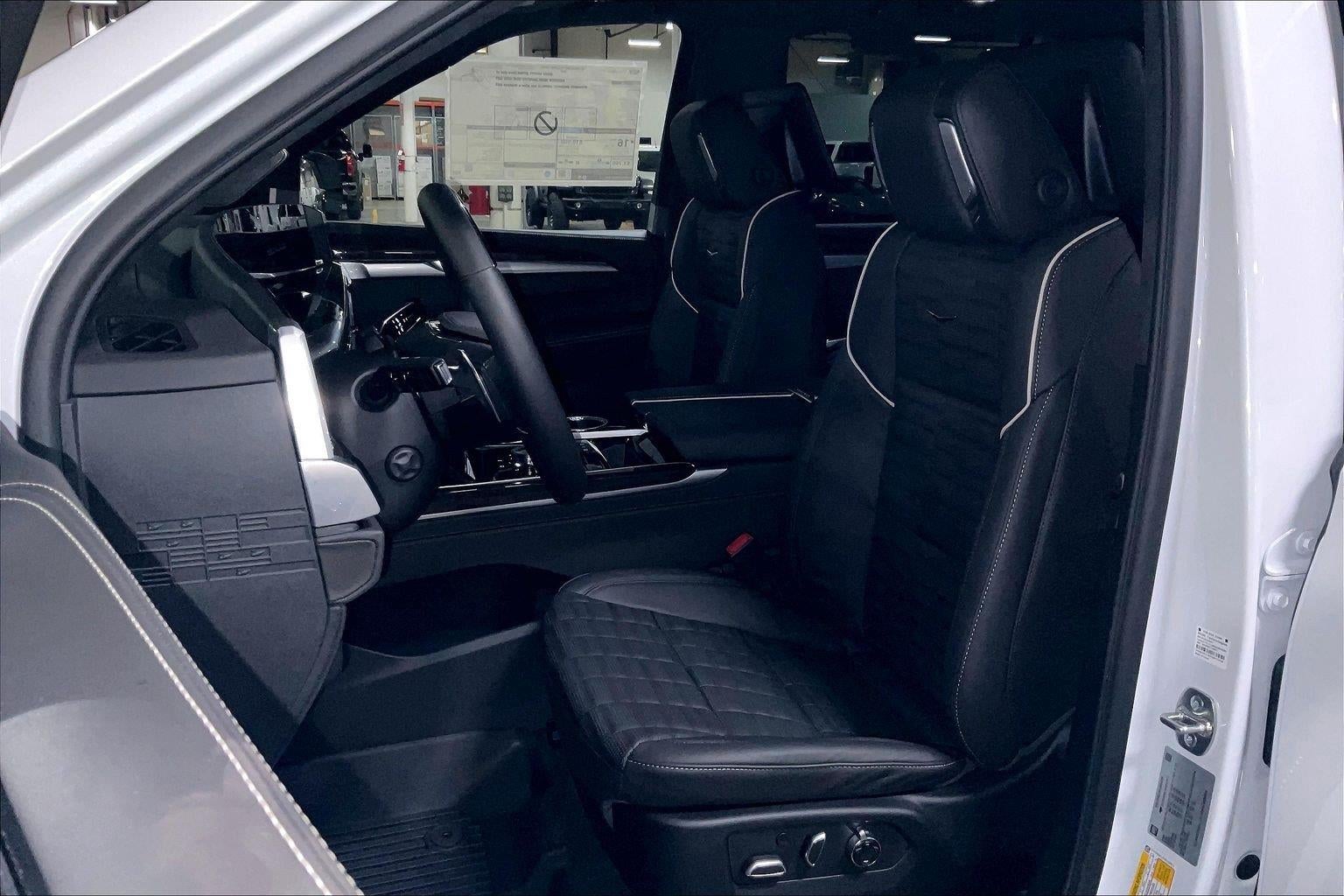 2027 Cadillac Escalade Platinum Sport