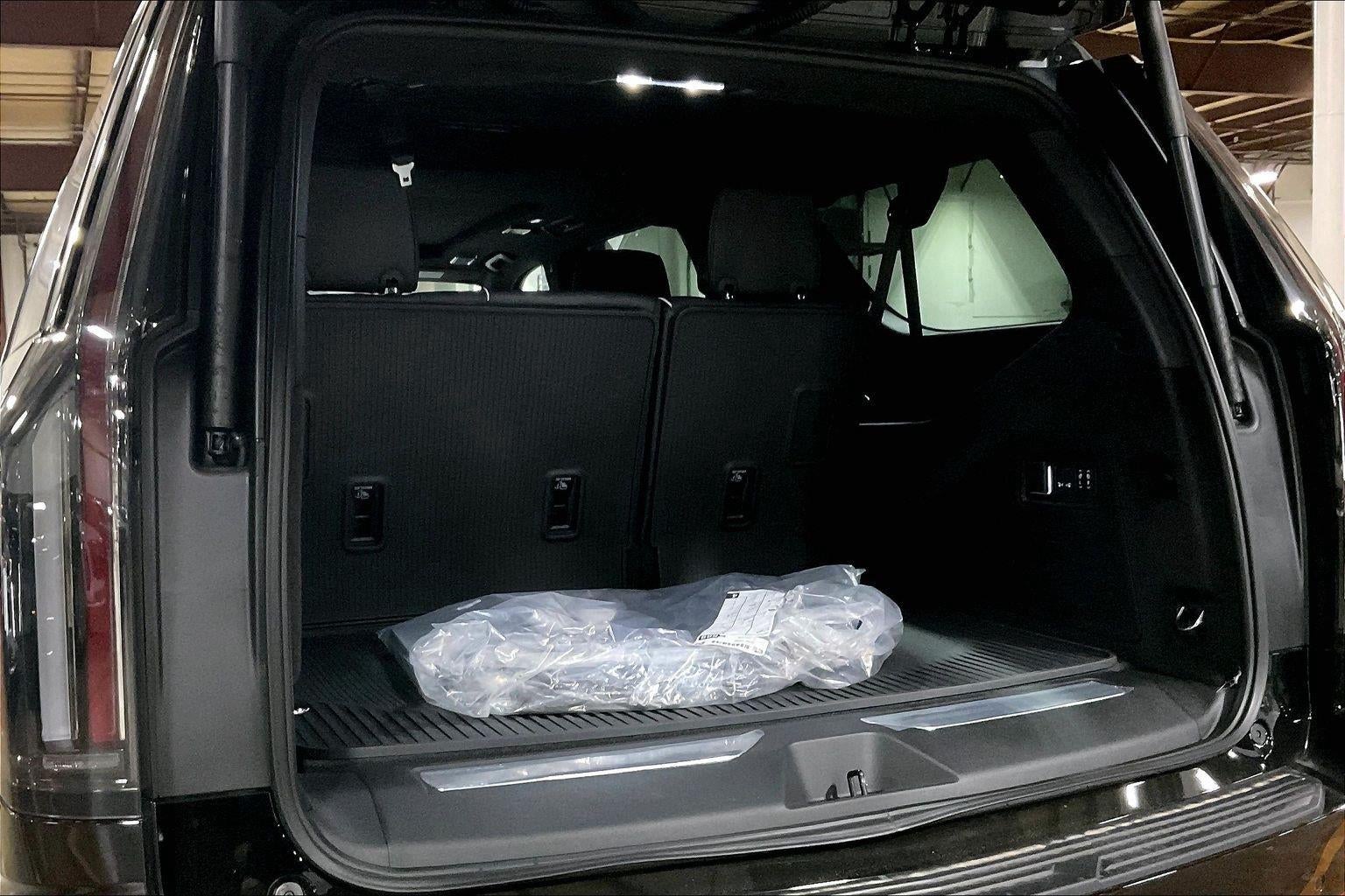 2026 Cadillac Escalade ESV Platinum Sport