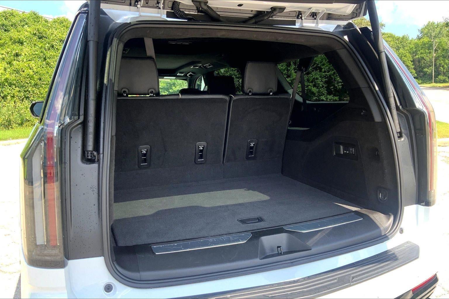 2026 Cadillac Escalade ESV V-Series