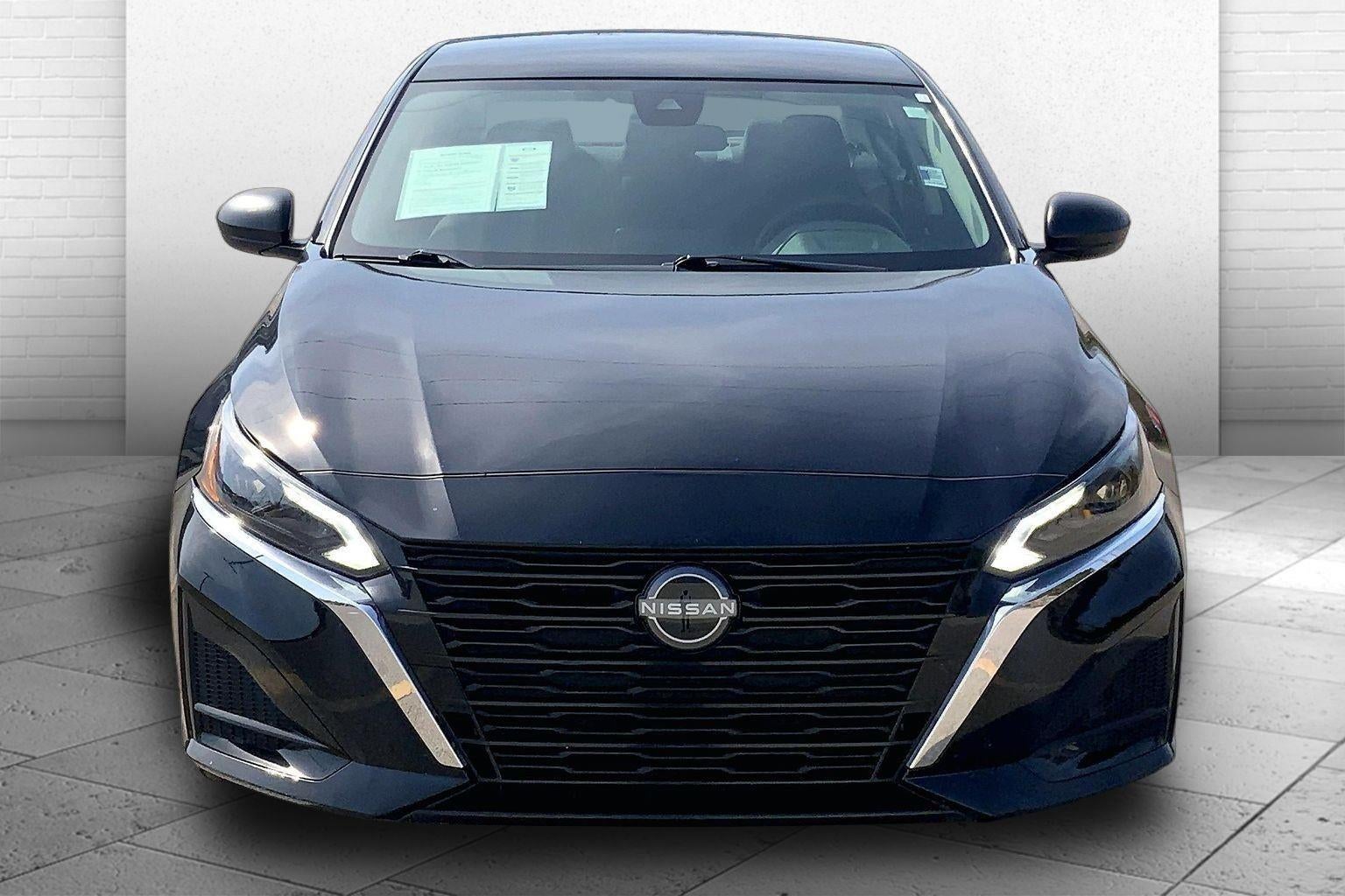 Used 2025 Nissan Altima SV with VIN 1N4BL4DV2SN328769 for sale in Kansas City