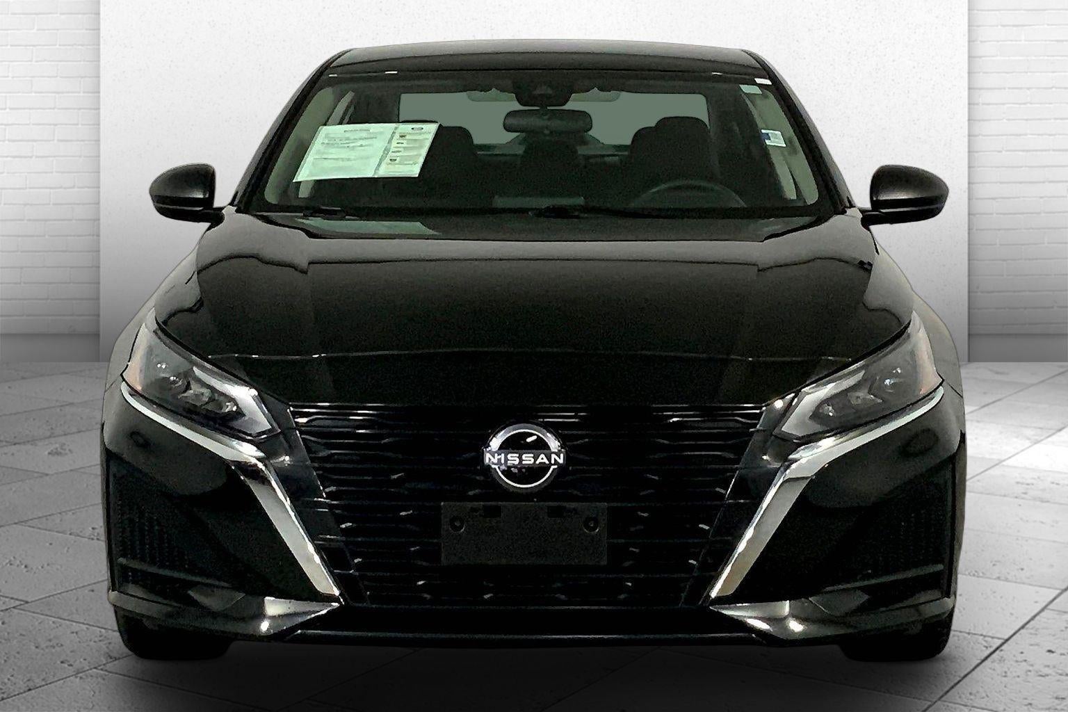 Used 2025 Nissan Altima SV with VIN 1N4BL4DVXSN344122 for sale in Kansas City
