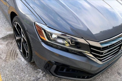 2020 Volkswagen Passat 2.0T R-Line