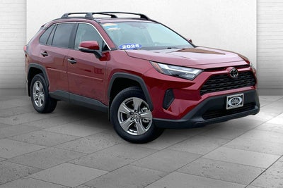 2025 Toyota RAV4 XLE