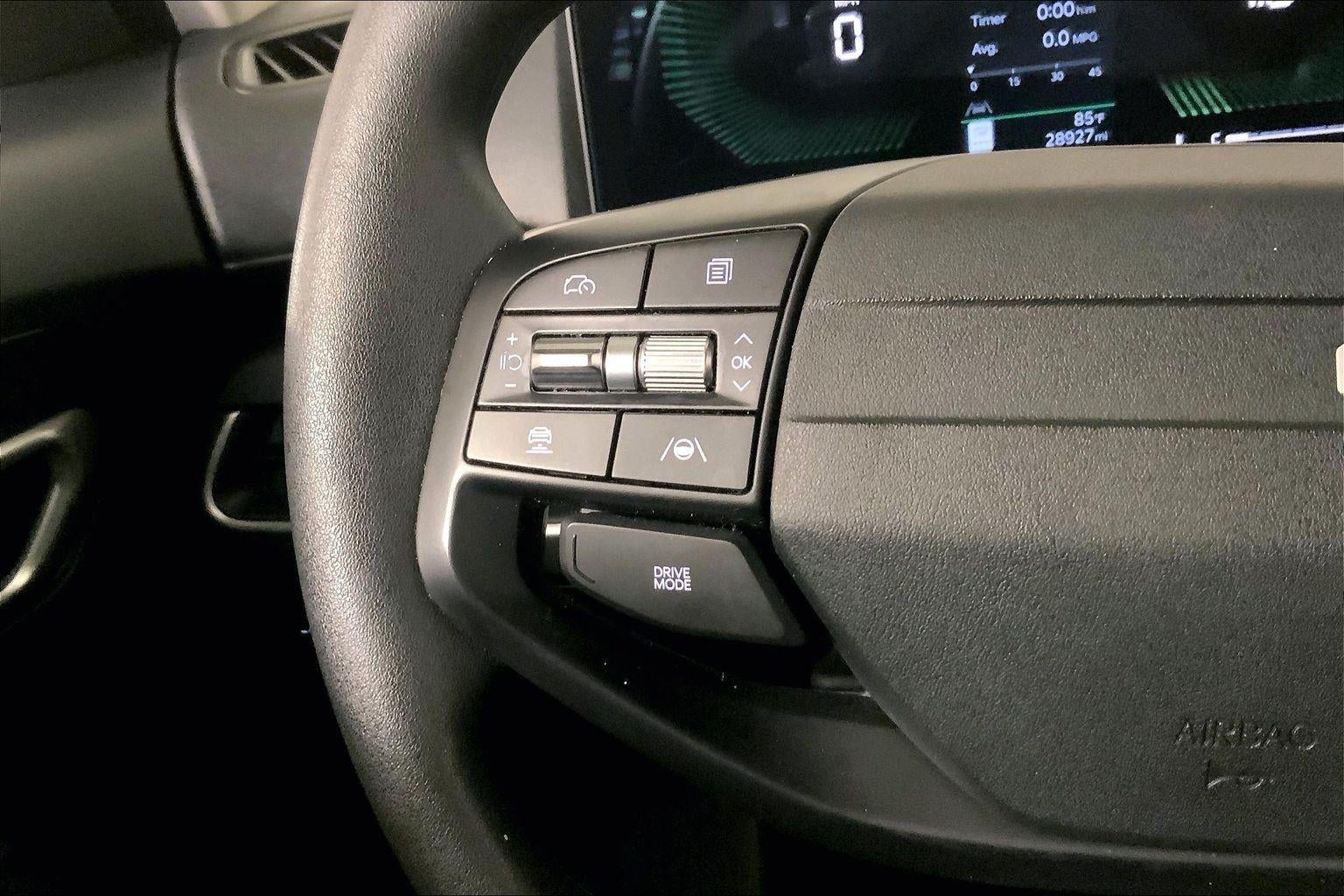 2025 Kia K4 LXS - Photo 19
