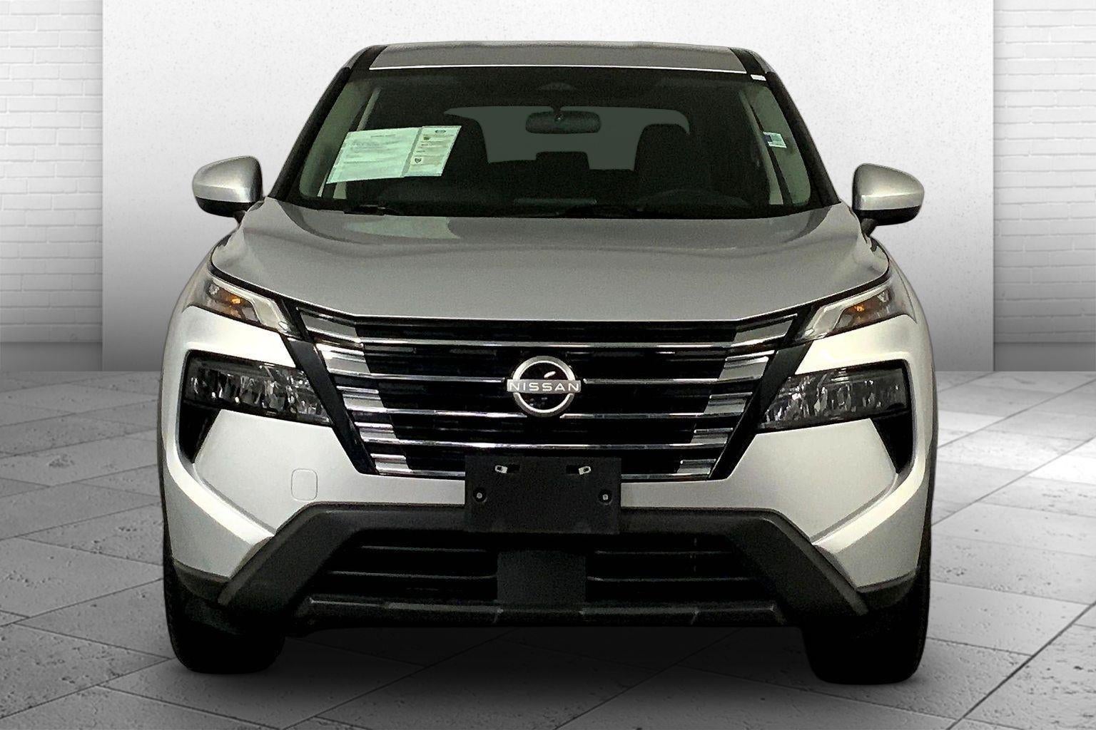 Used 2025 Nissan Rogue SV with VIN 5N1BT3BA9SC838161 for sale in Kansas City