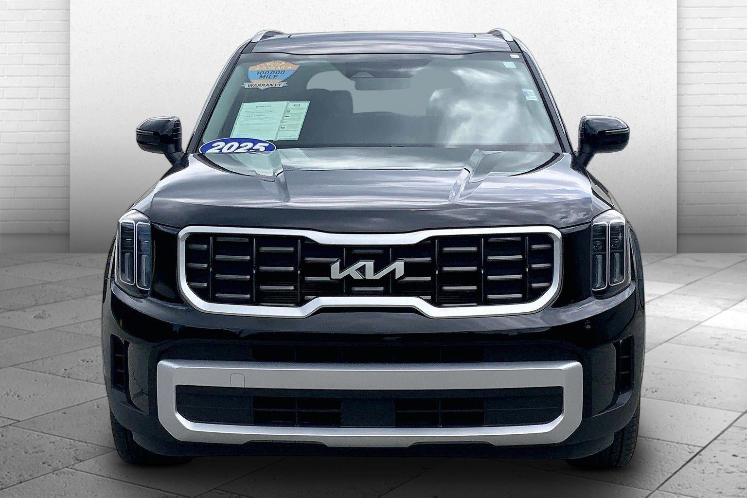 Used 2025 Kia Telluride S with VIN 5XYP6DGC8SG571866 for sale in Kansas City