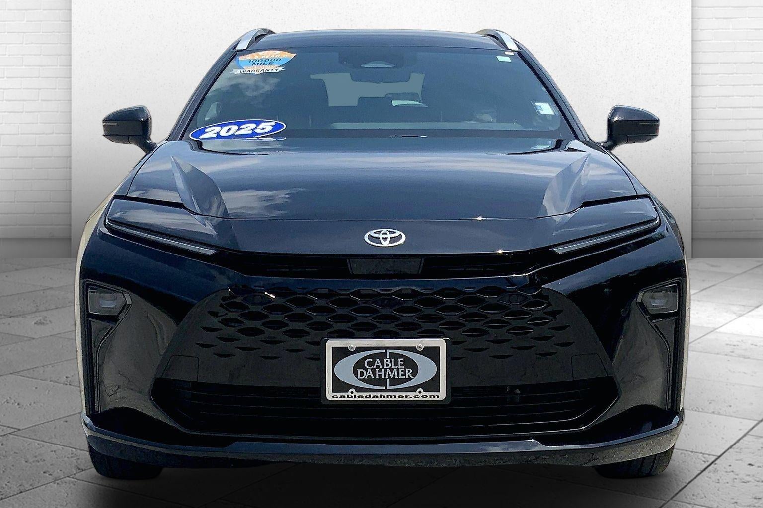 2025 Toyota Crown Signia XLE