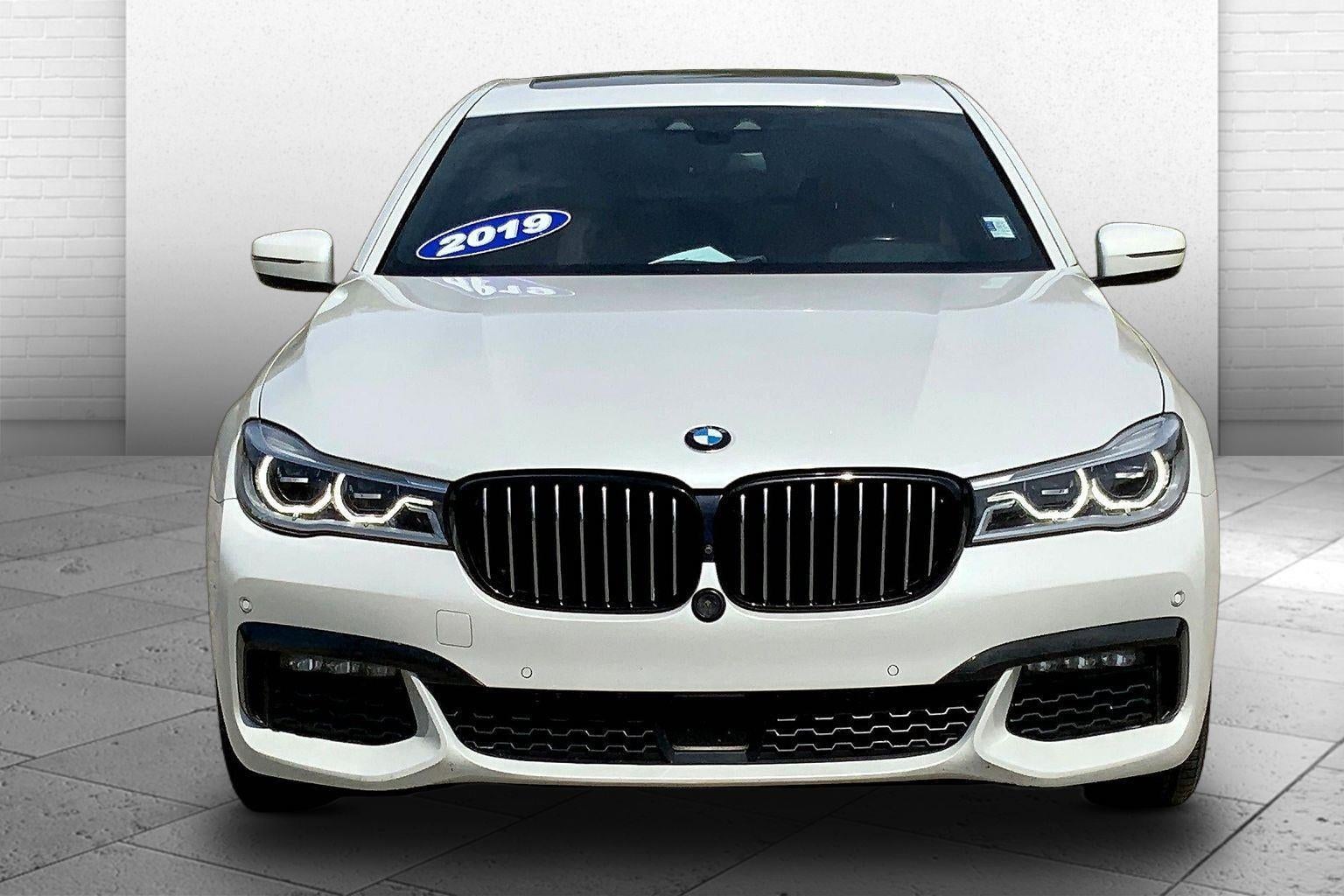 Used 2019 BMW 7 Series 750i with VIN WBA7F2C53KB240440 for sale in Kansas City