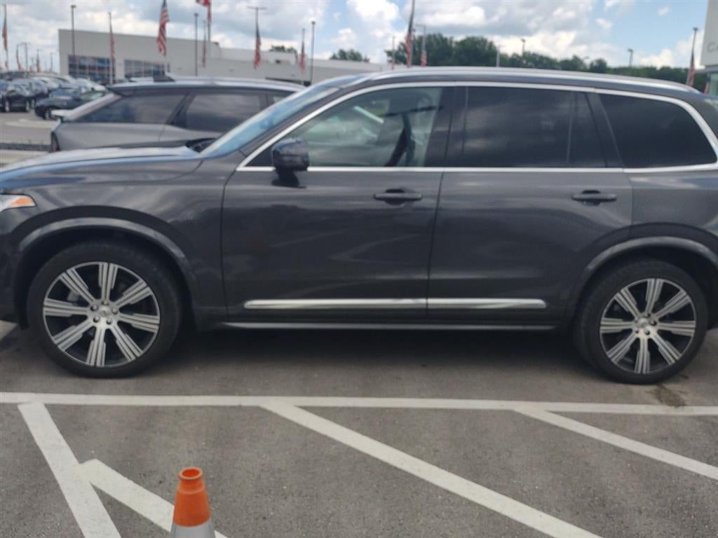 2024 Volvo XC90 Plus Bright Theme