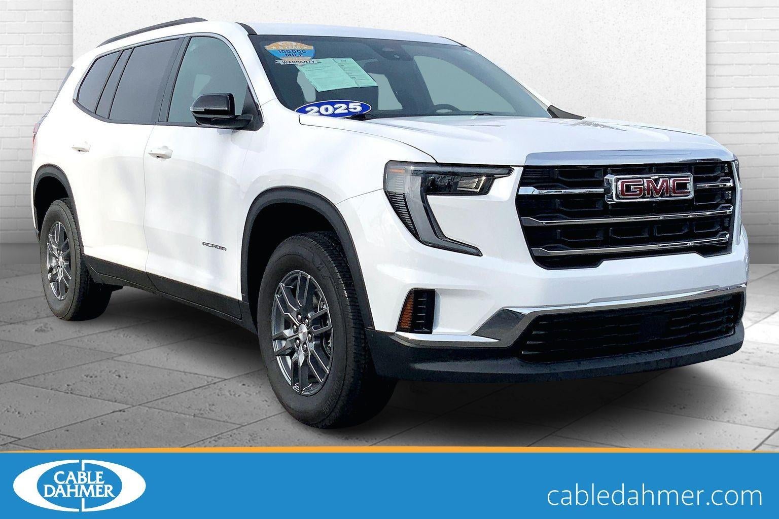 2025 GMC Acadia Elevation