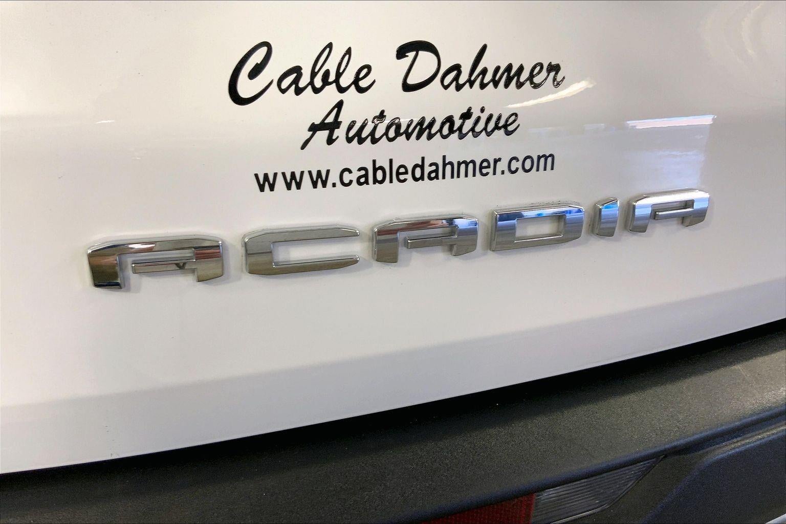 2025 GMC Acadia Elevation