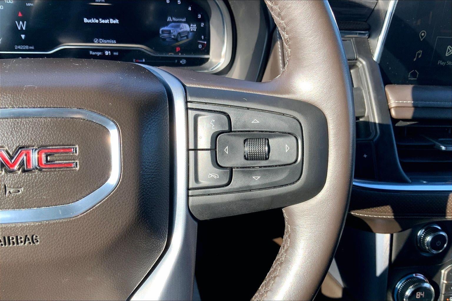 2023 GMC Yukon SLT