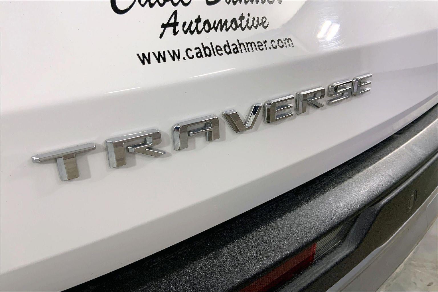 2024 Chevrolet Traverse LT