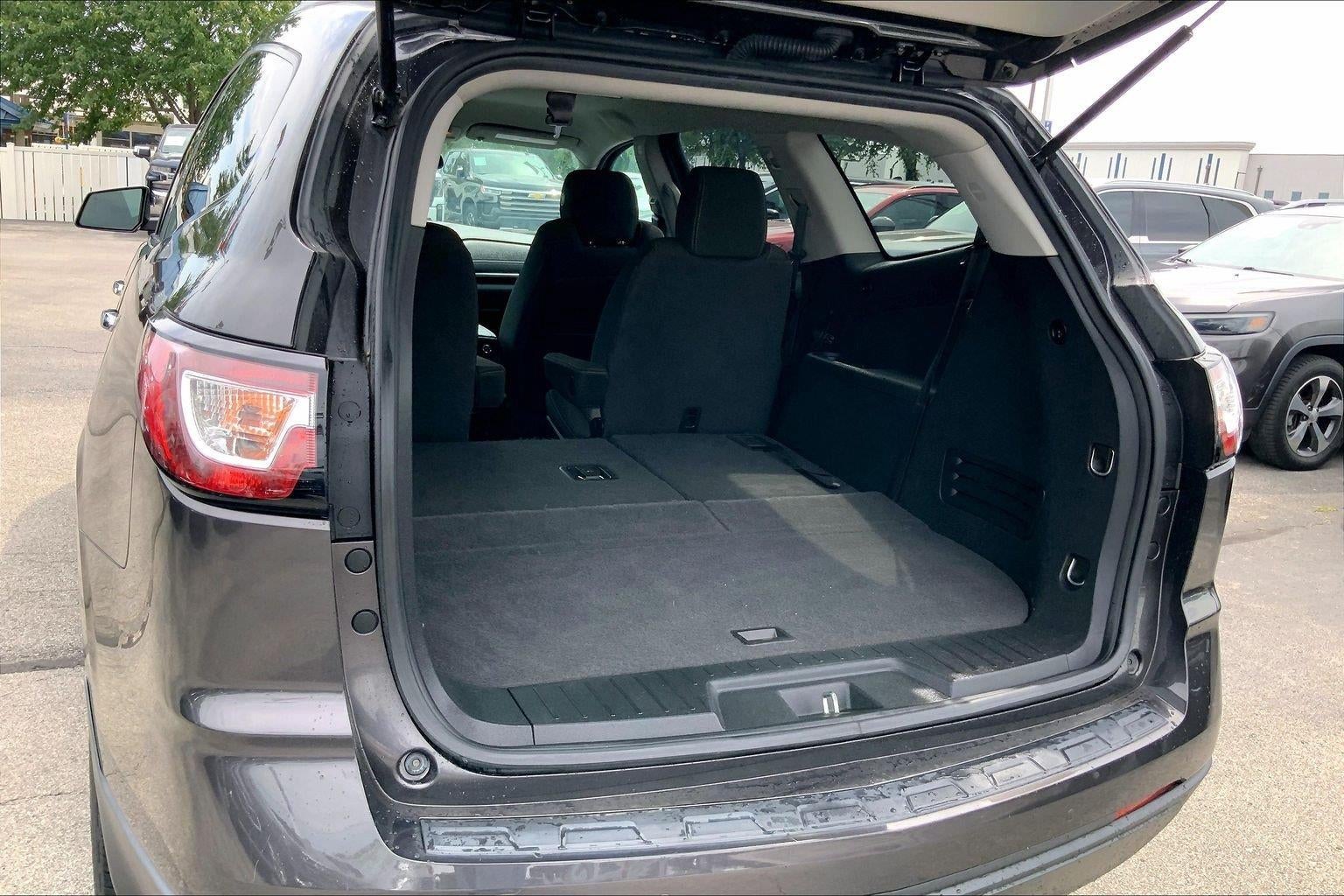 2017 Chevrolet Traverse LT