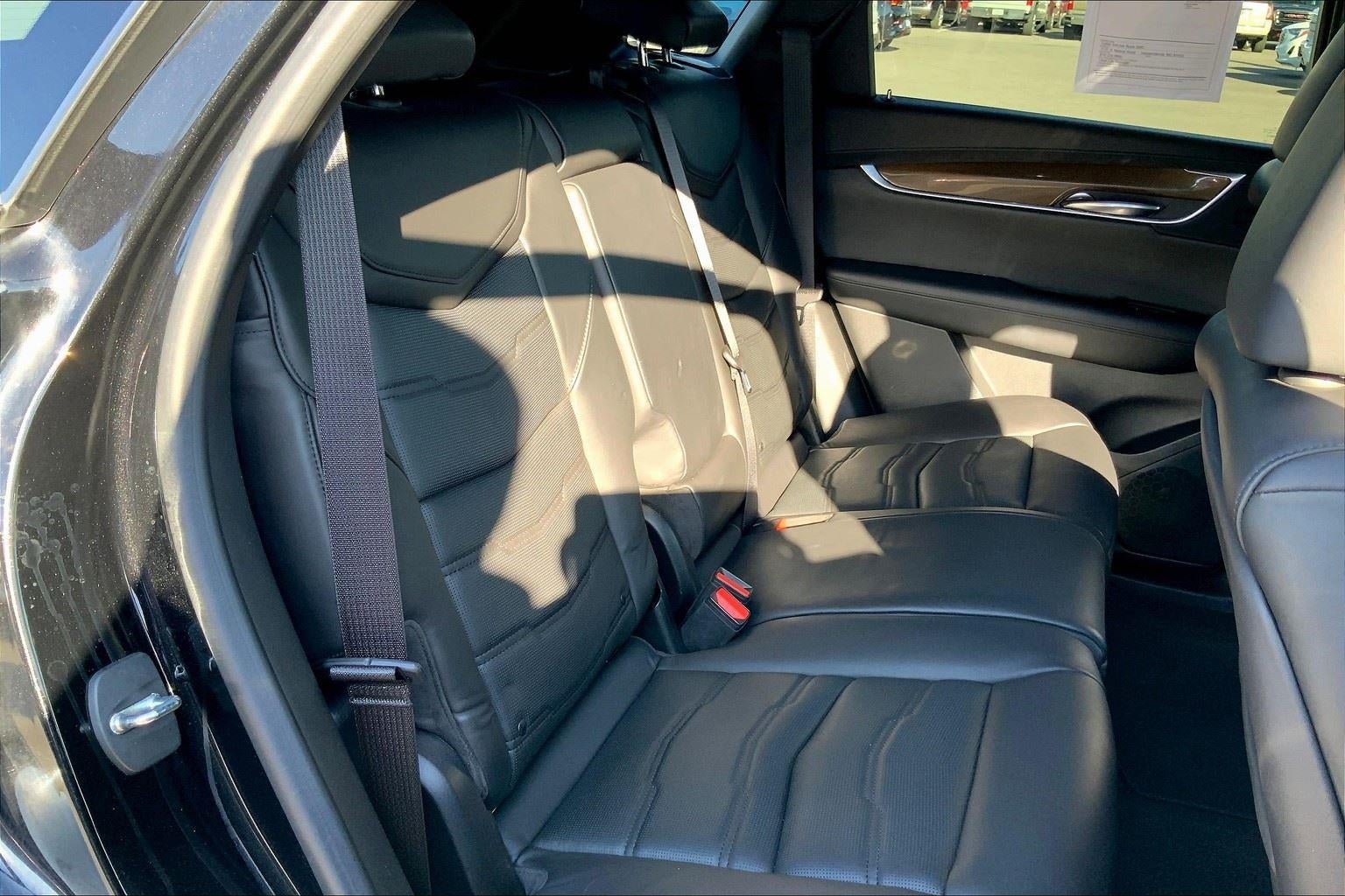 2017 Cadillac XT5 Platinum AWD