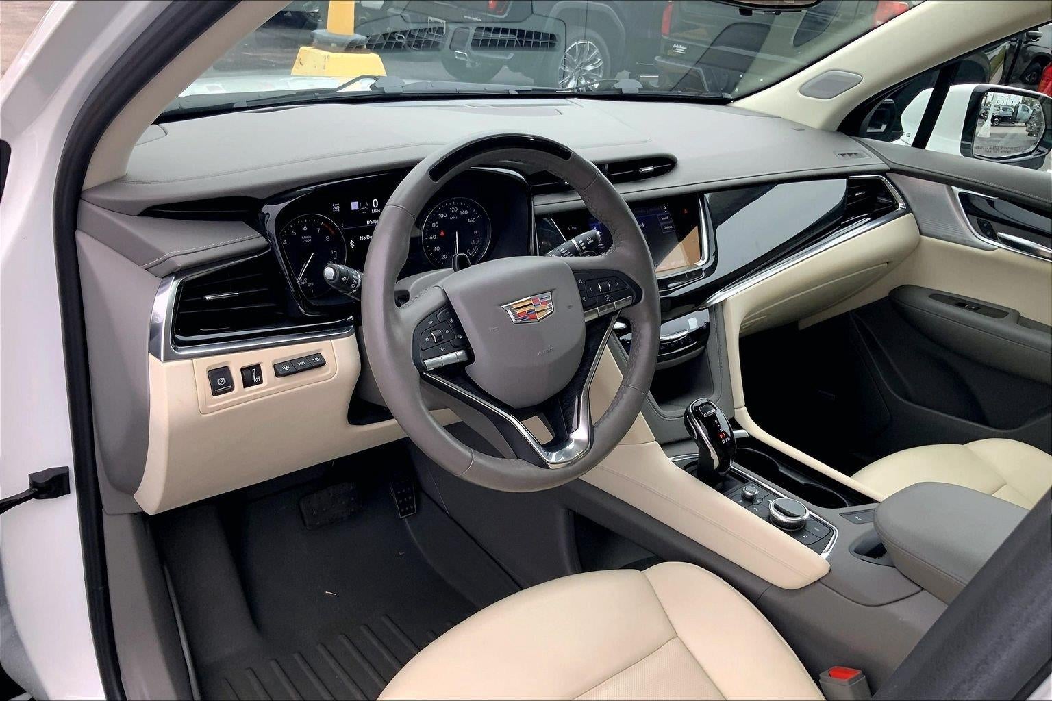 2023 Cadillac XT6 AWD Premium Luxury