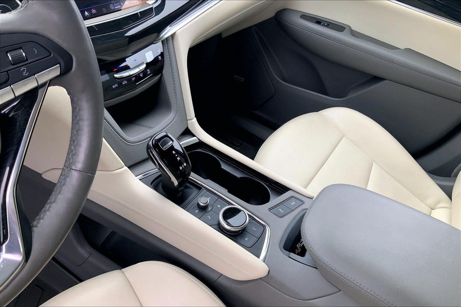 2023 Cadillac XT6 AWD Premium Luxury