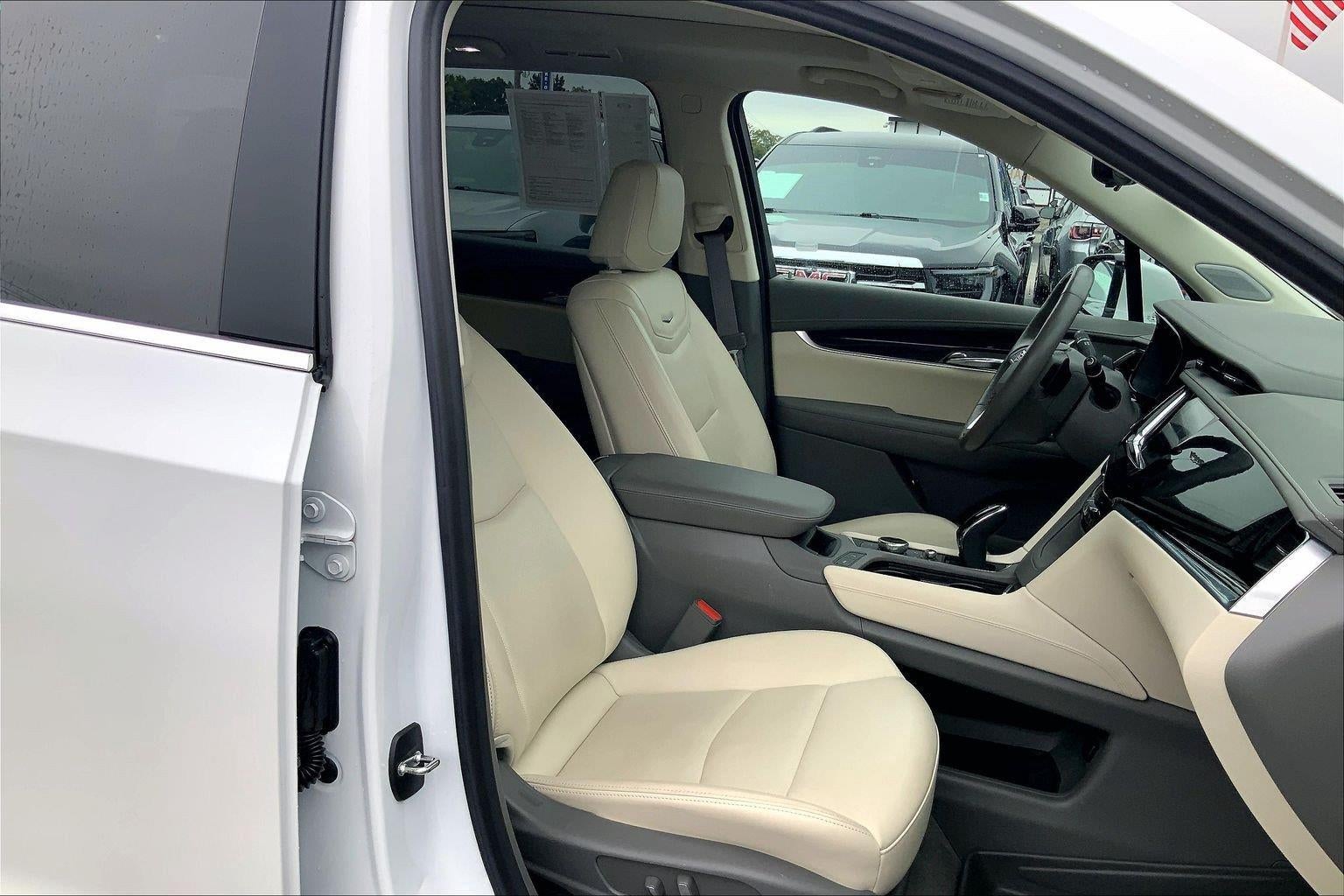 2023 Cadillac XT6 AWD Premium Luxury