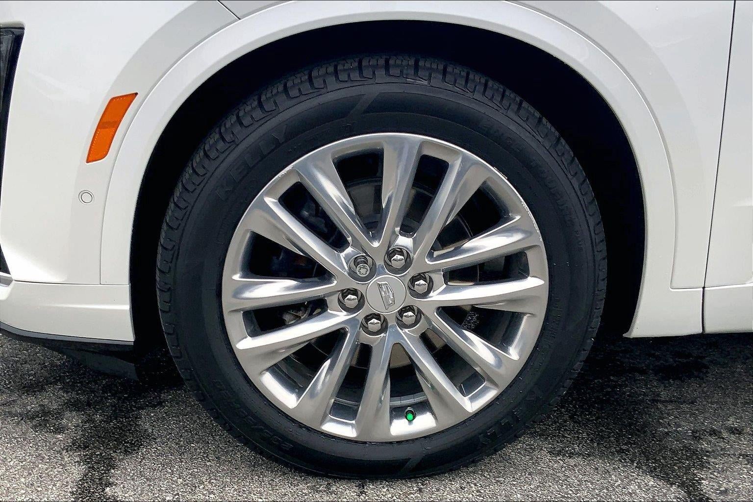 2023 Cadillac XT6 AWD Premium Luxury