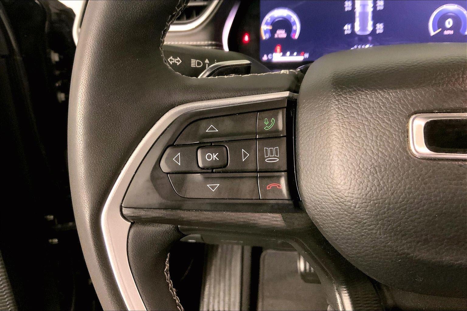 2023 Jeep Grand Cherokee Laredo