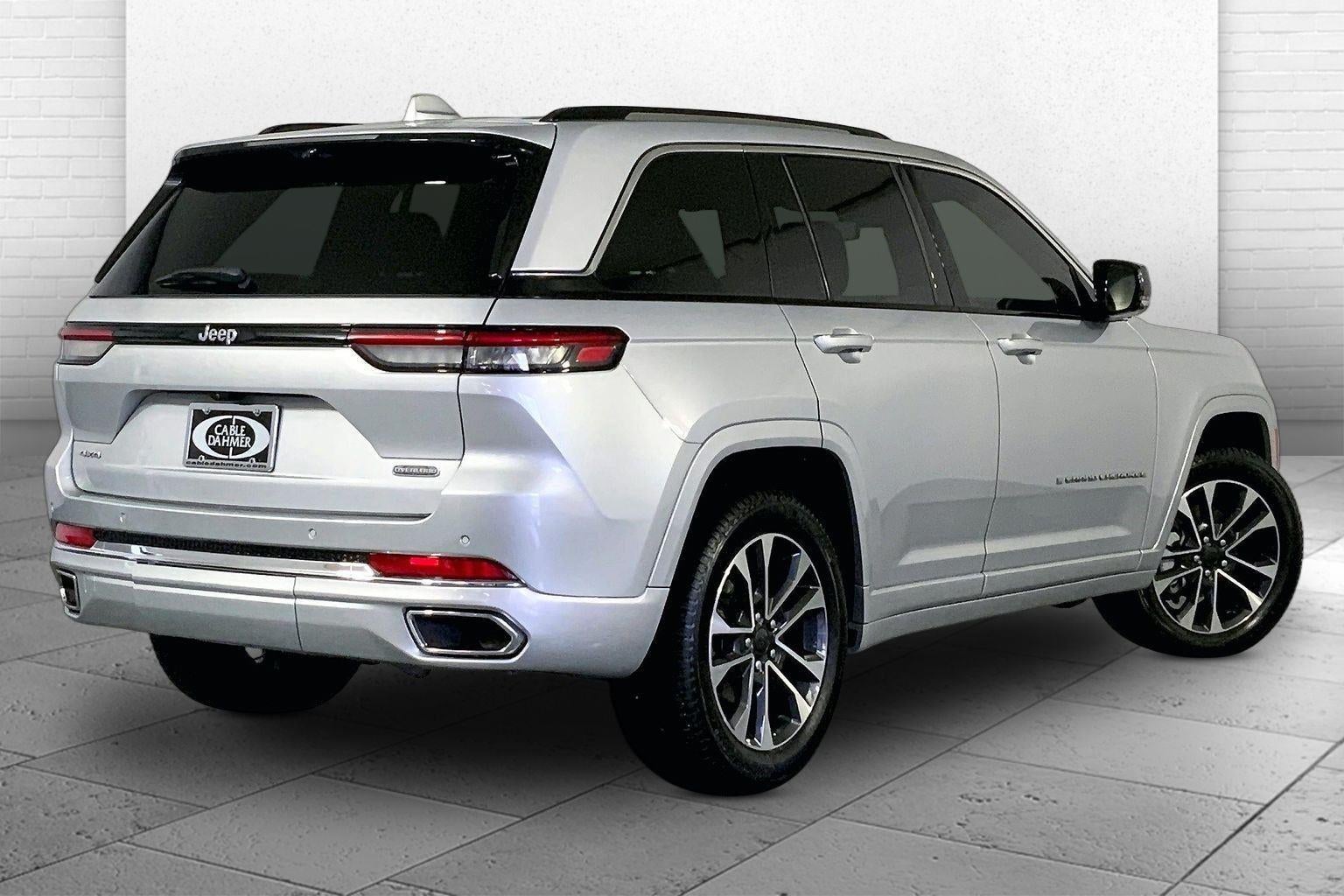 2022 Jeep Grand Cherokee Overland
