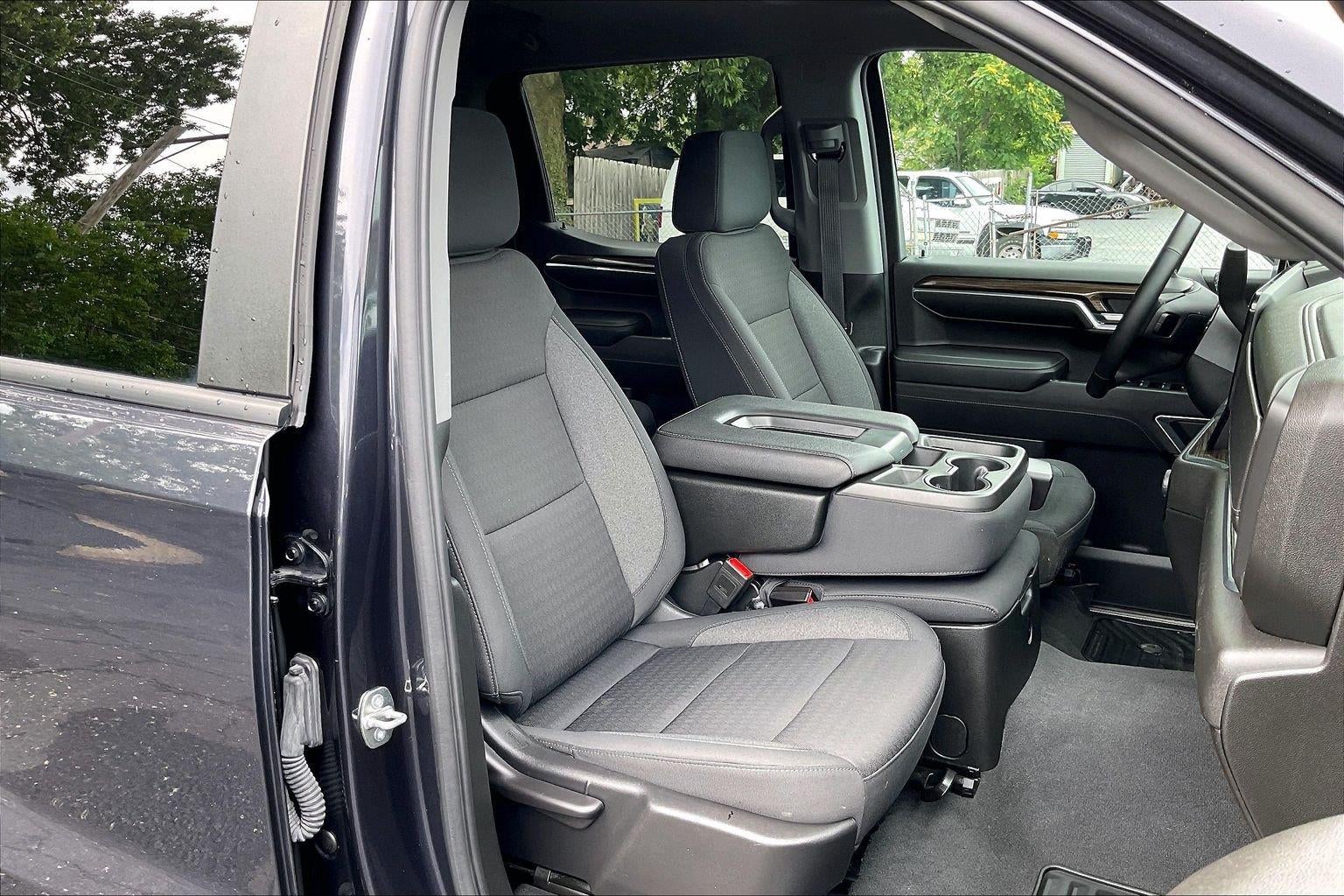 2023 Chevrolet Silverado 1500 LT (2FL)