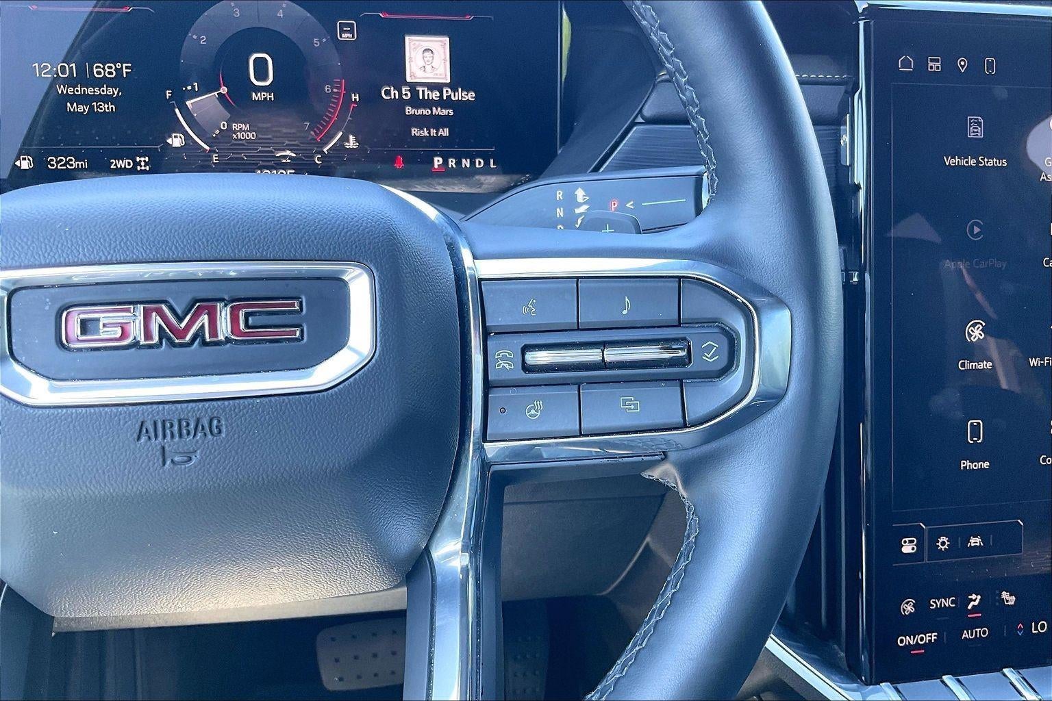 2024 GMC Acadia Elevation
