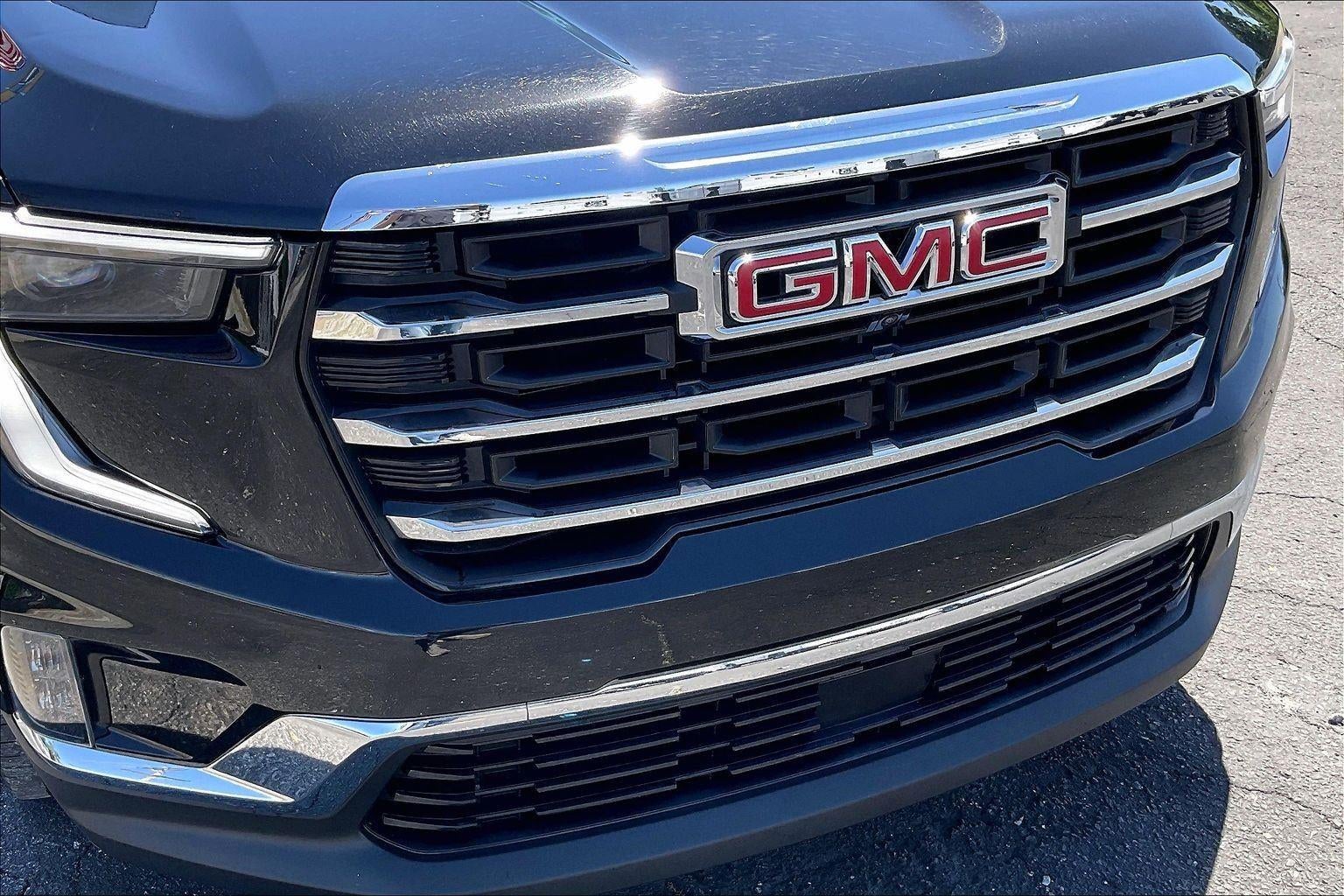 2024 GMC Acadia Elevation