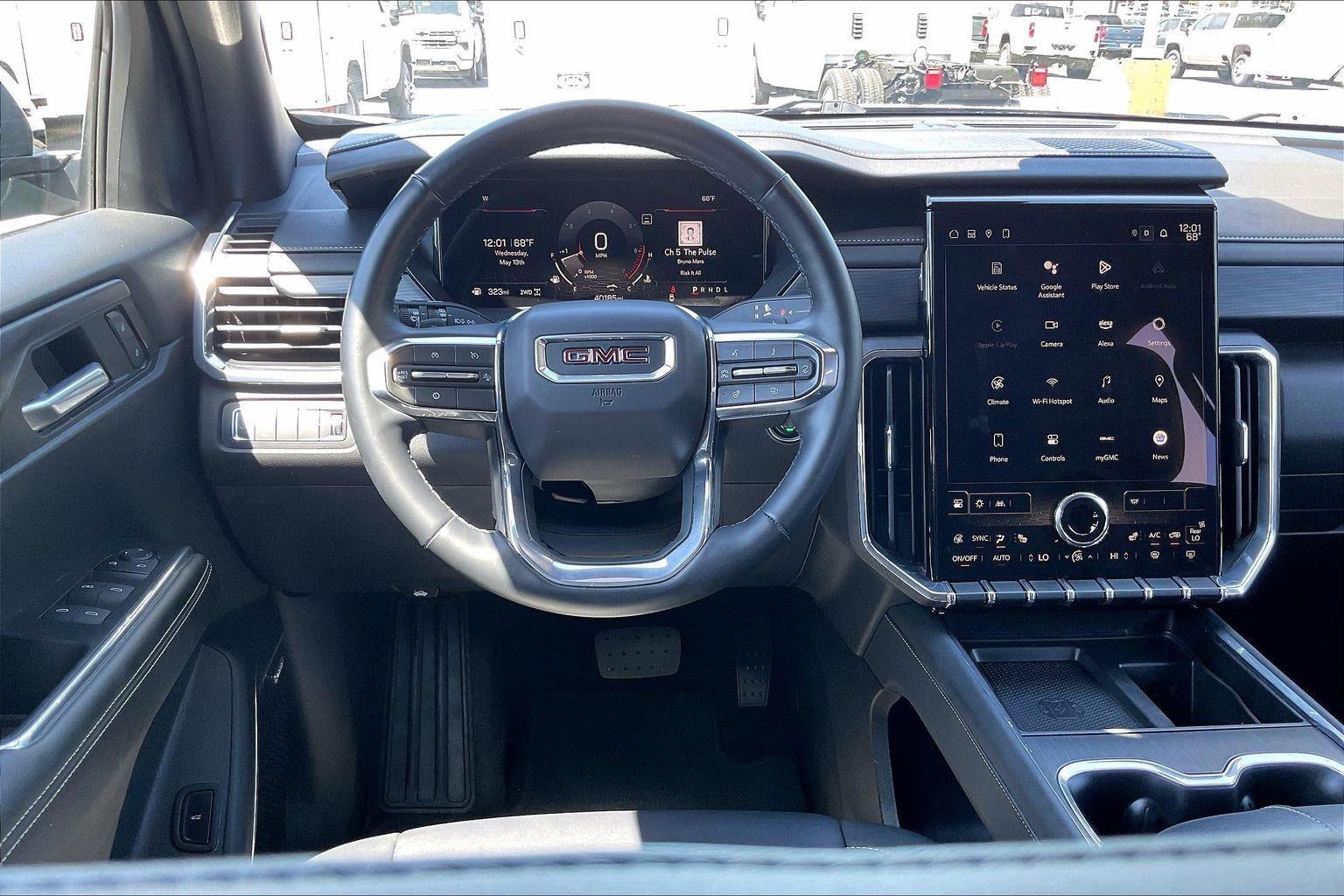 2024 GMC Acadia Elevation