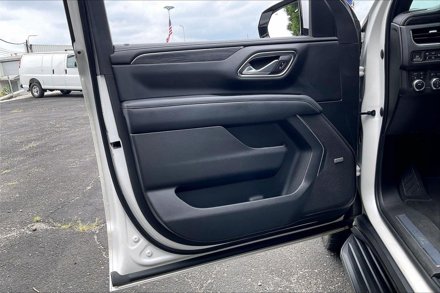 2022 GMC Yukon SLT