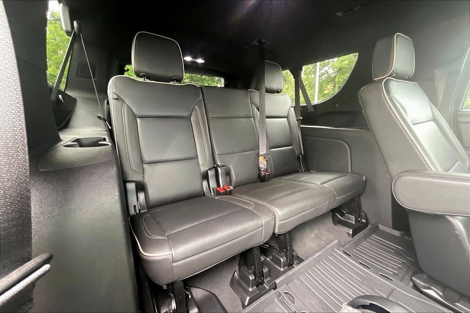 2023 GMC Yukon XL SLT