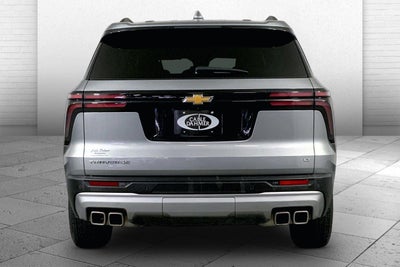 2024 Chevrolet Traverse LT