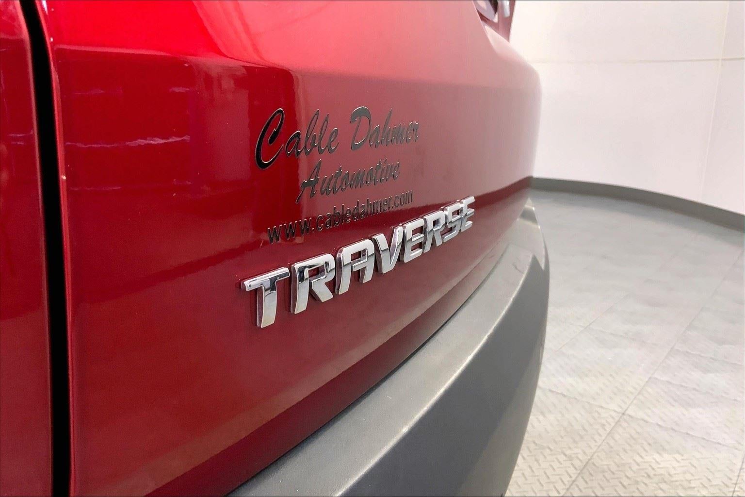 2023 Chevrolet Traverse LT Cloth