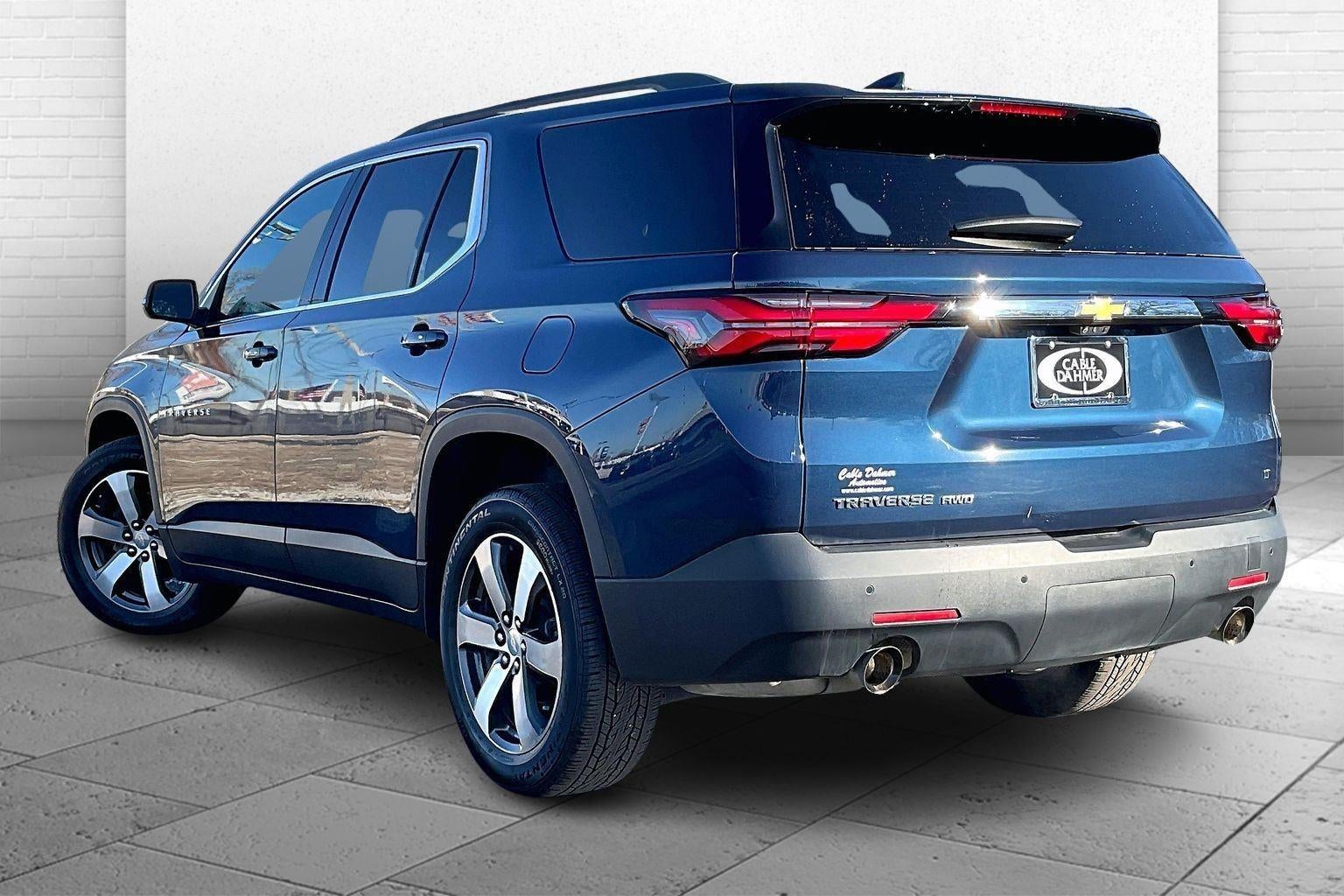 2022 Chevrolet Traverse LT Leather