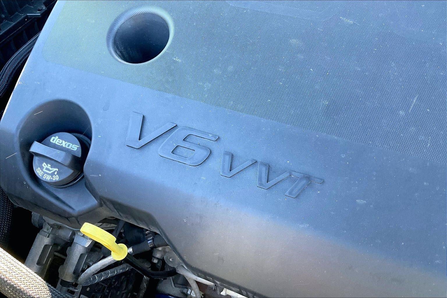 2022 Chevrolet Traverse LT Leather