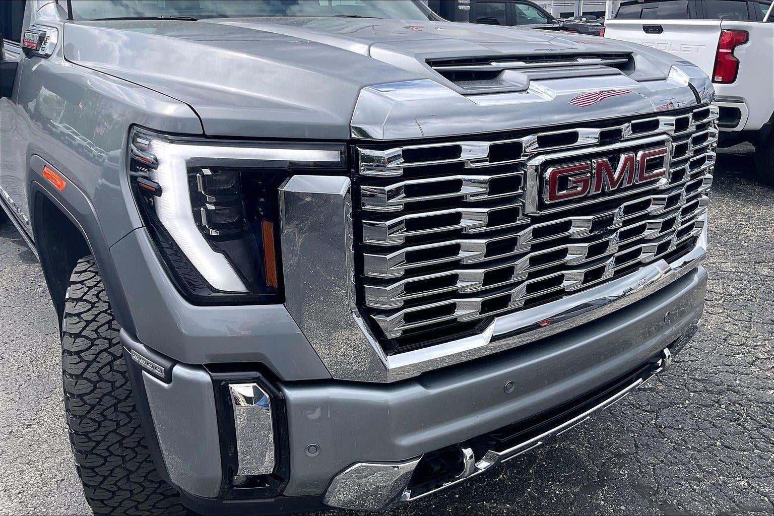 2025 GMC Sierra 2500 HD Denali