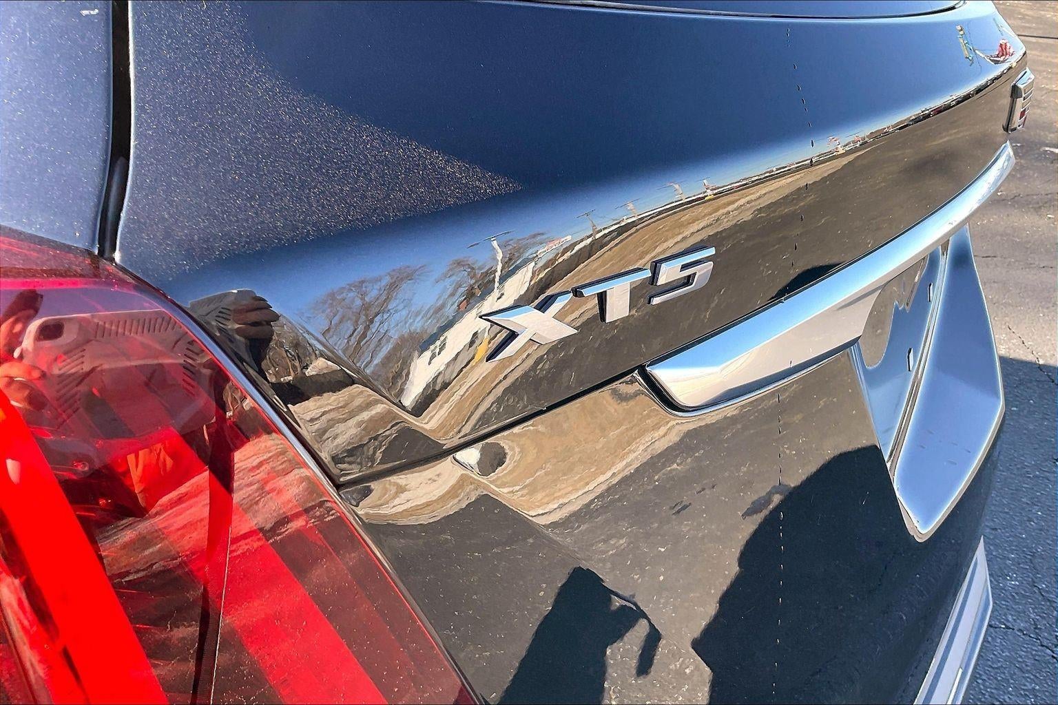 2025 Cadillac XT5 Premium Luxury