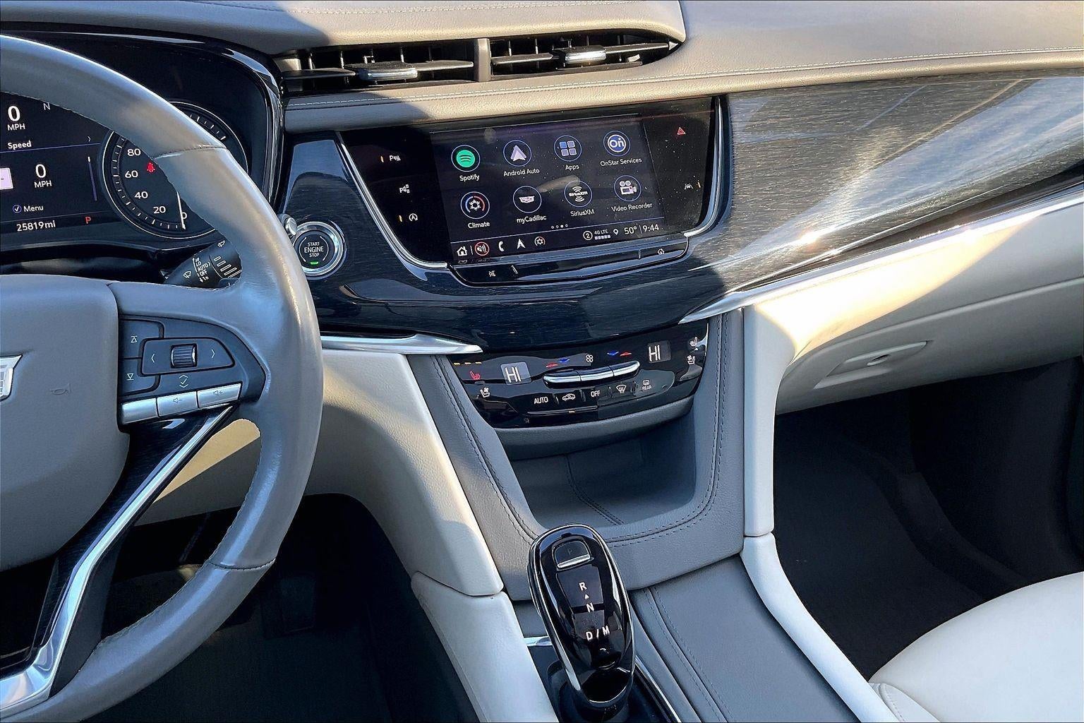 2024 Cadillac XT6 Premium Luxury