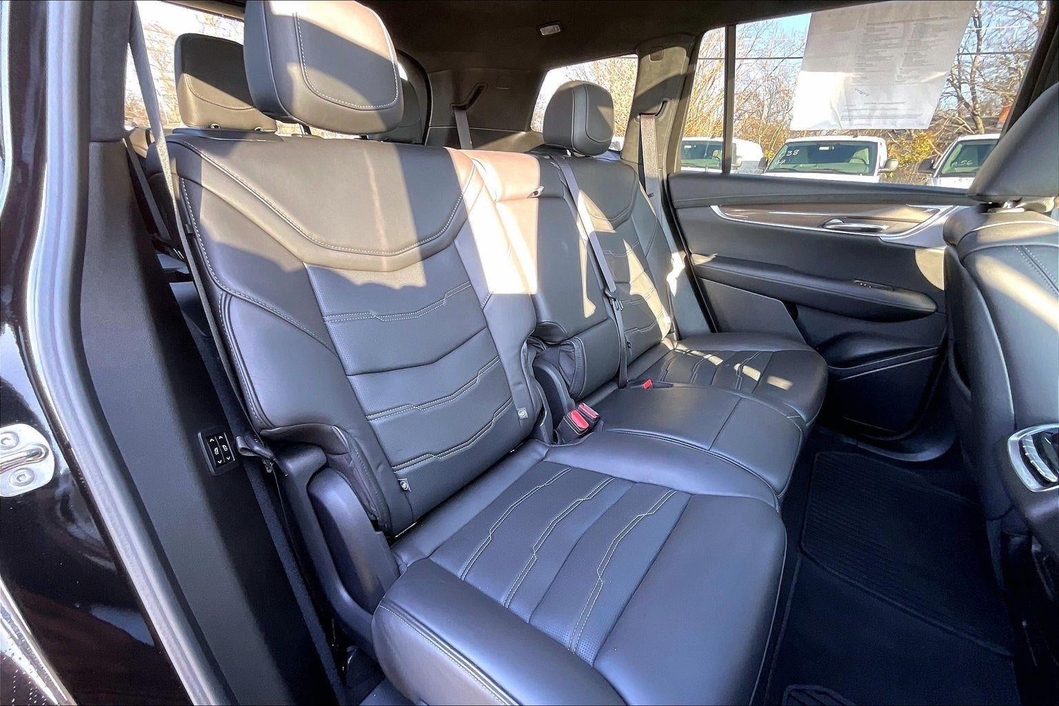 2024 Cadillac XT6 Sport