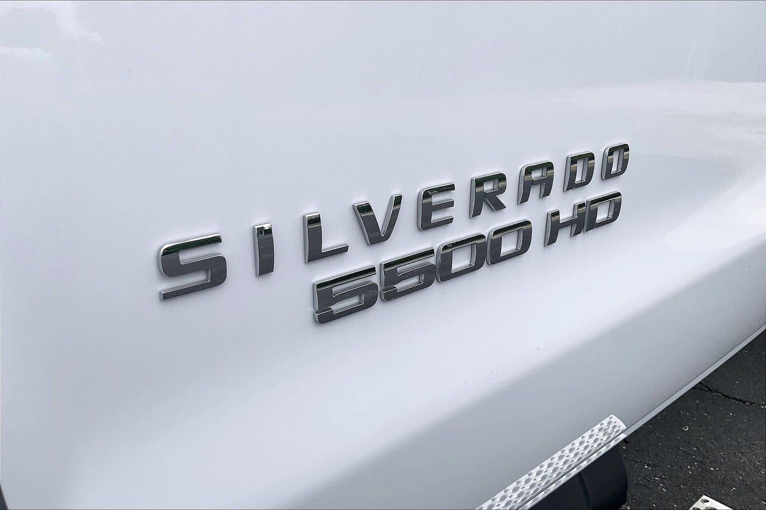 2023 Chevrolet Silverado 5500 HD Work Truck