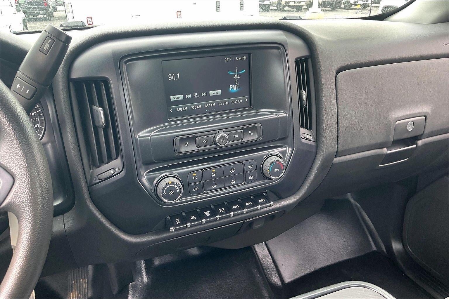 2023 Chevrolet Silverado 5500 HD Work Truck