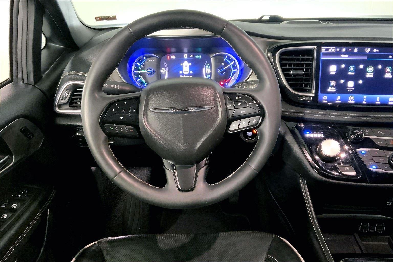2022 Chrysler Pacifica Hybrid Limited