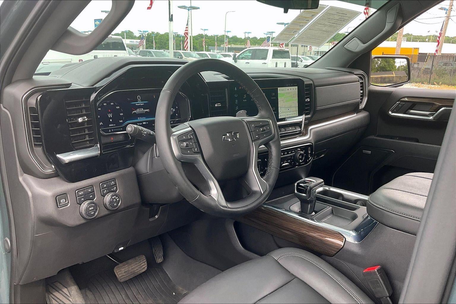 2025 Chevrolet Silverado 1500 LT Trail Boss
