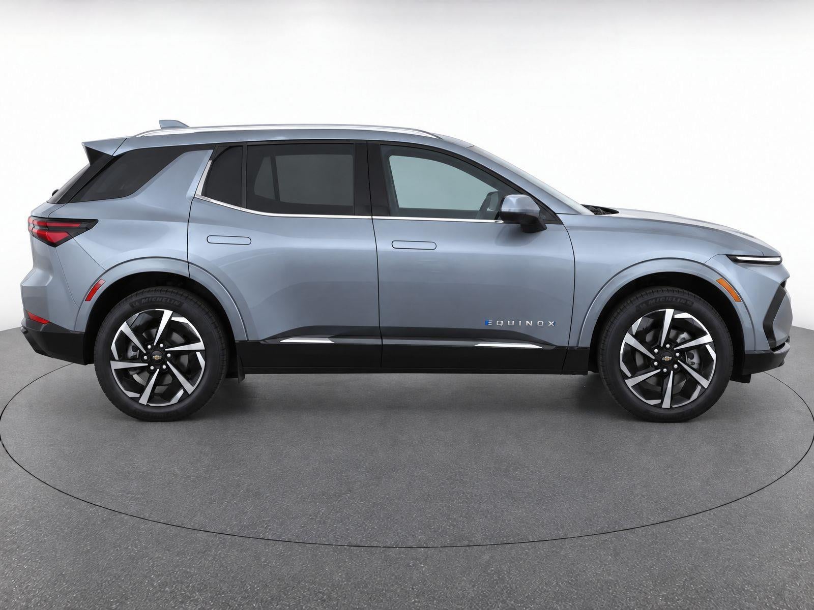 2024 Chevrolet Equinox EV 2LT